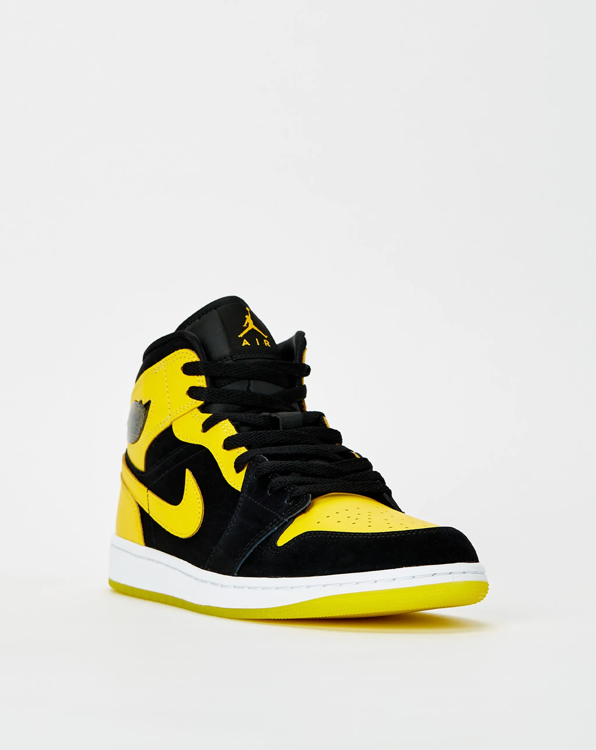 Air Jordan 1 Mid SE