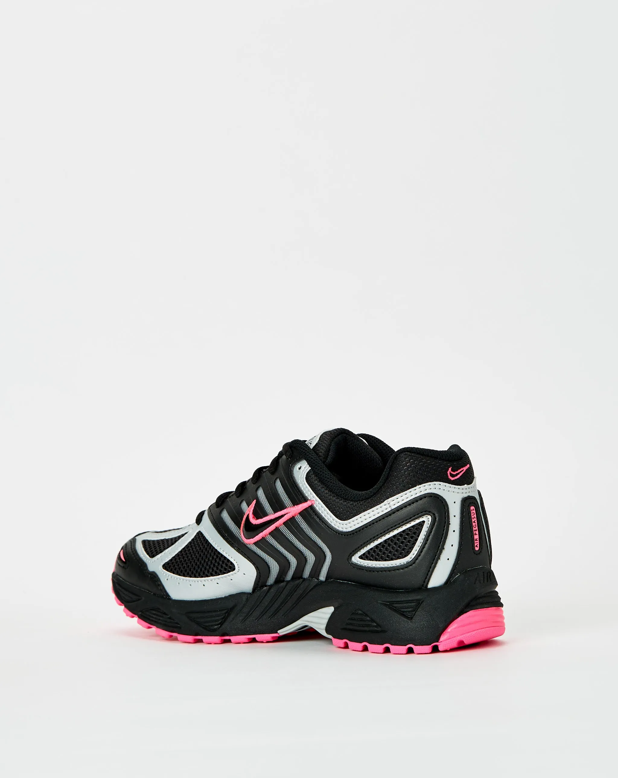 Air Pegasus 2005